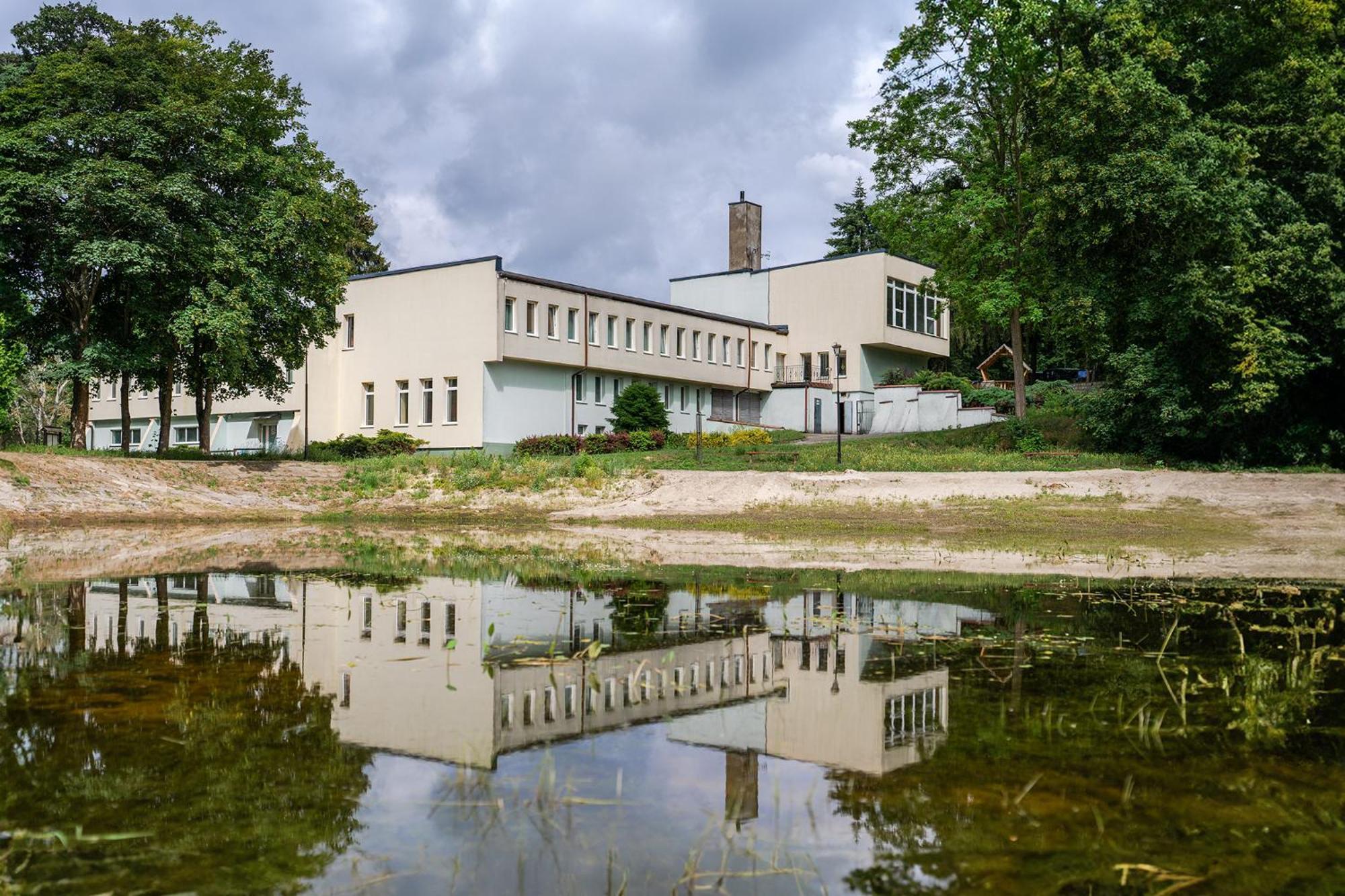 Osrodek Wypoczynkowy Lesne Ustronie Hostel Witnica Luaran gambar