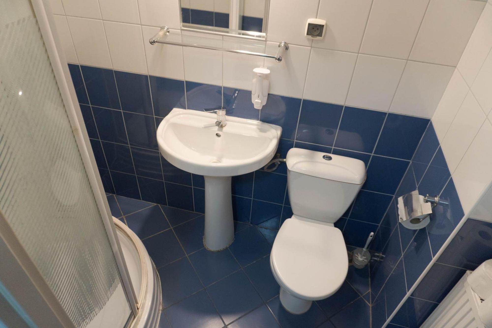 Osrodek Wypoczynkowy Lesne Ustronie Hostel Witnica Luaran gambar