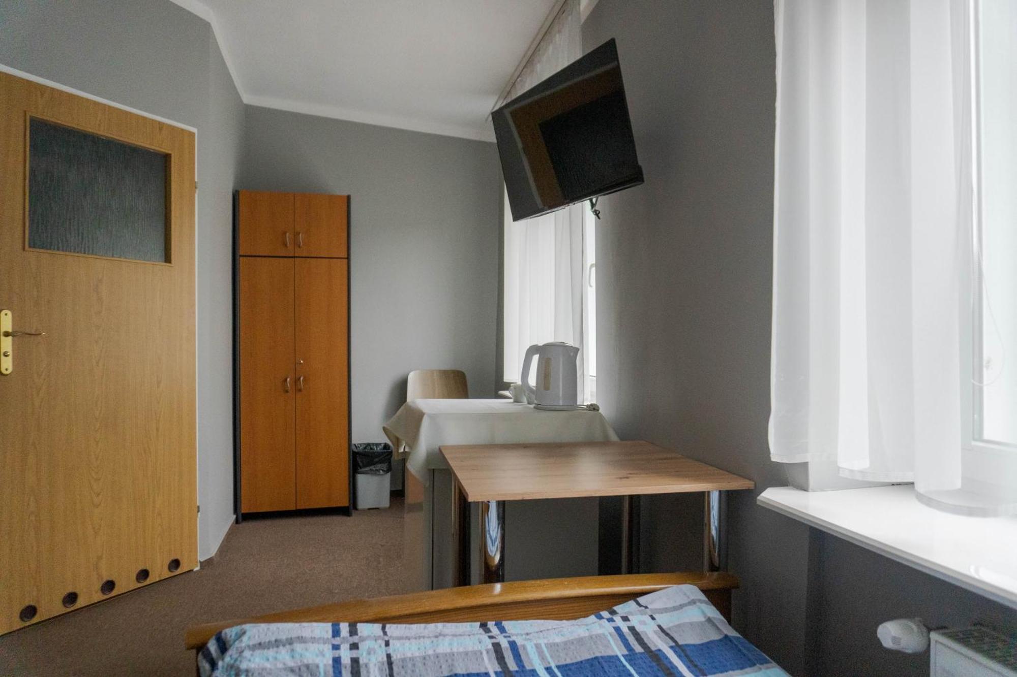 Osrodek Wypoczynkowy Lesne Ustronie Hostel Witnica Luaran gambar